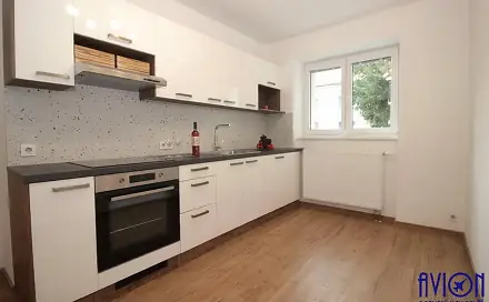 Pronájem bytu 2+1 54 m², Na Magistrále, Kolín - Kolín II