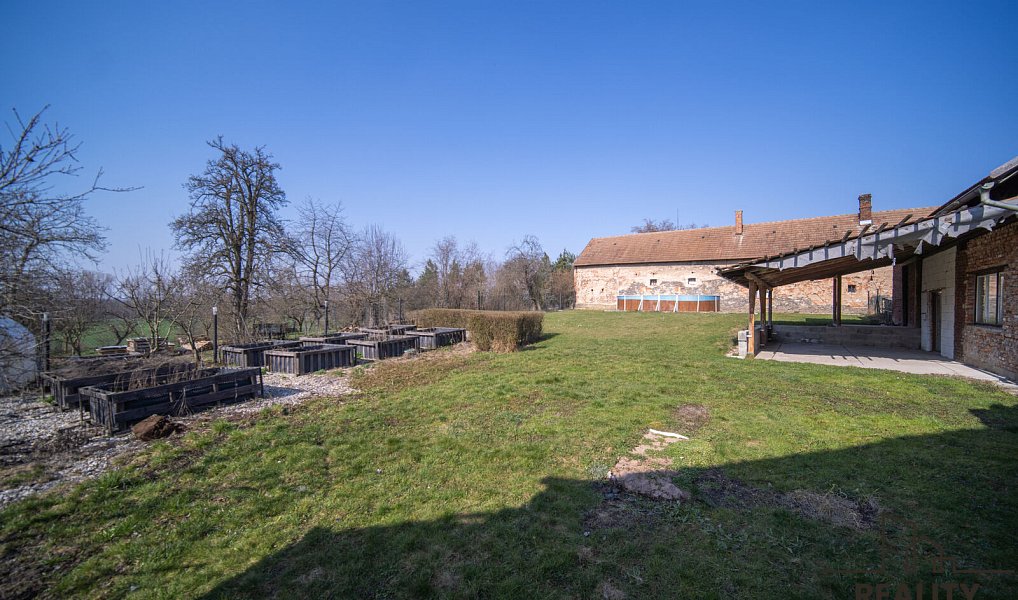 Prodej domu 190 m² s pozemkem 1 789 m², Bukovina nad Labem – náhled fotky 43