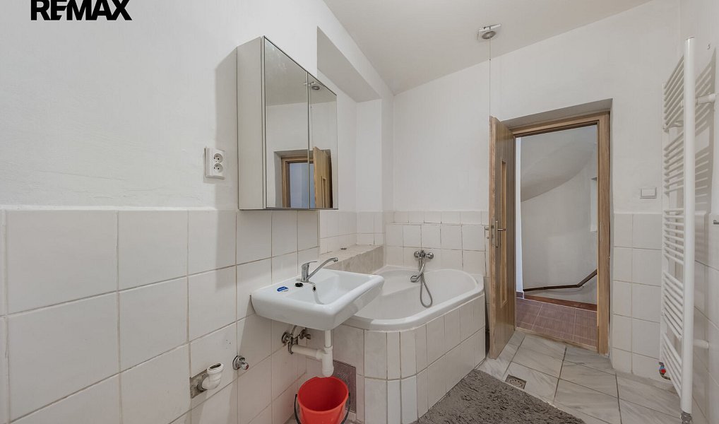 Prodej domu 200 m² s pozemkem 218 m², Mimoň – náhled fotky 23