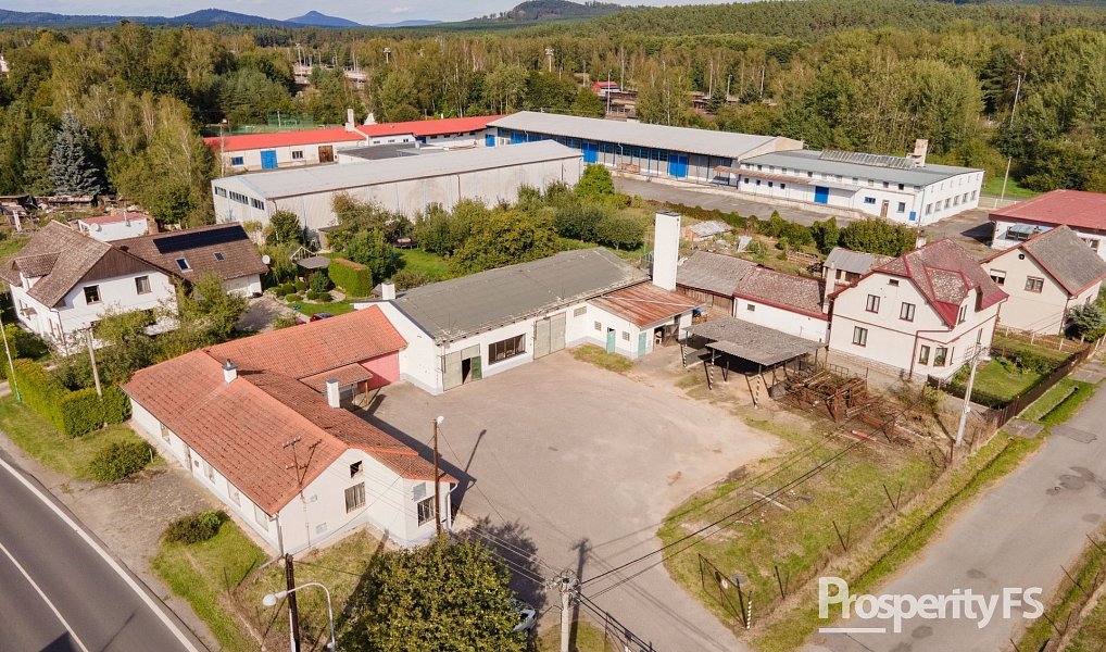 Prodej kanceláře 475 m², Okna – náhled fotky 24