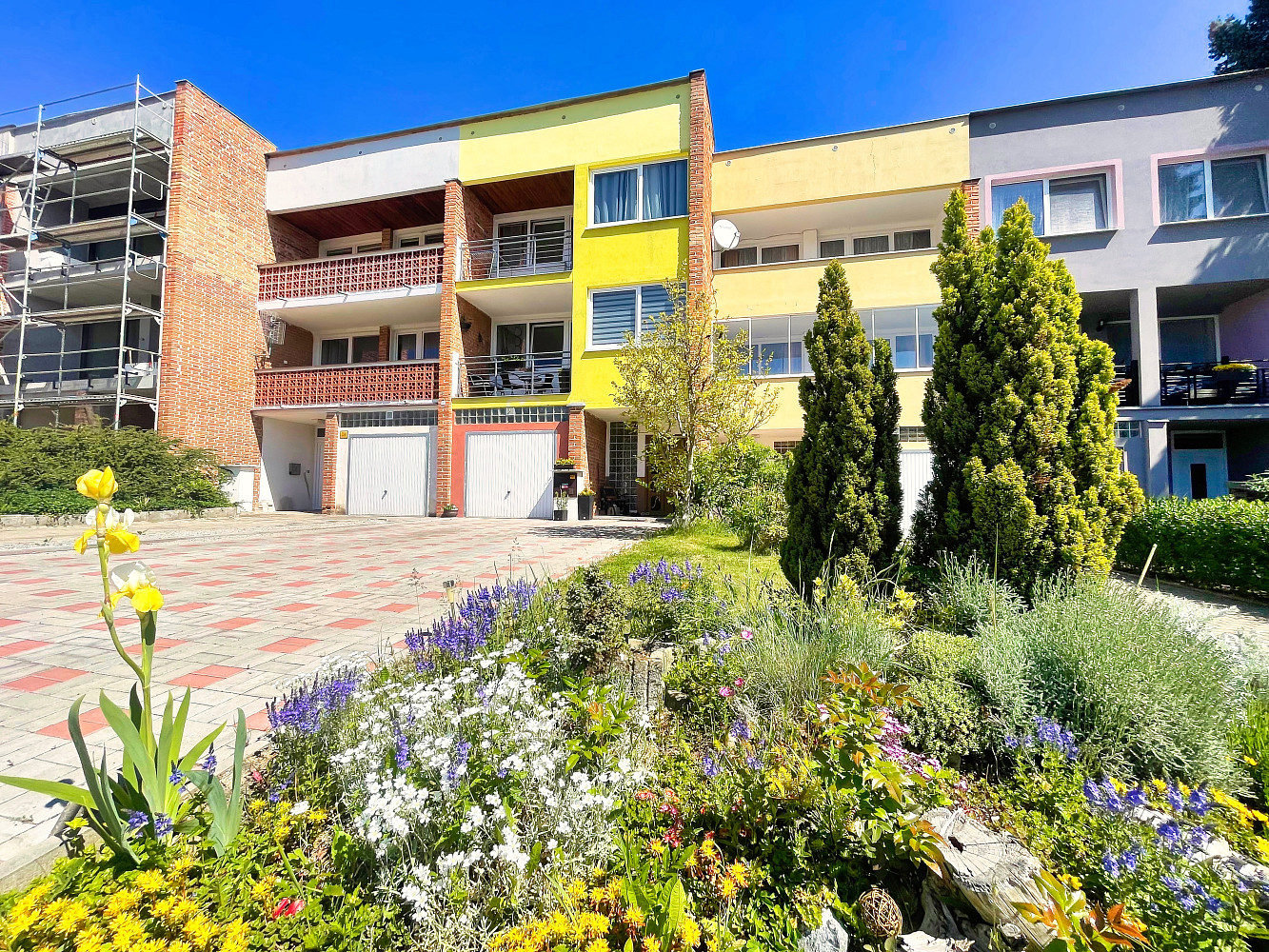 Prodej domu 210 m² s pozemkem 202 m²