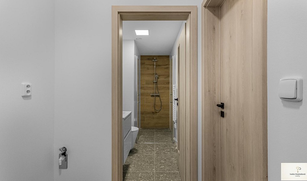 Pronájem bytu 2+kk 44 m², Hořovice – náhled fotky 16