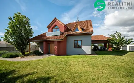 Prodej domu 257 m² s pozemkem 1 726 m², Tasovice, okres Znojmo