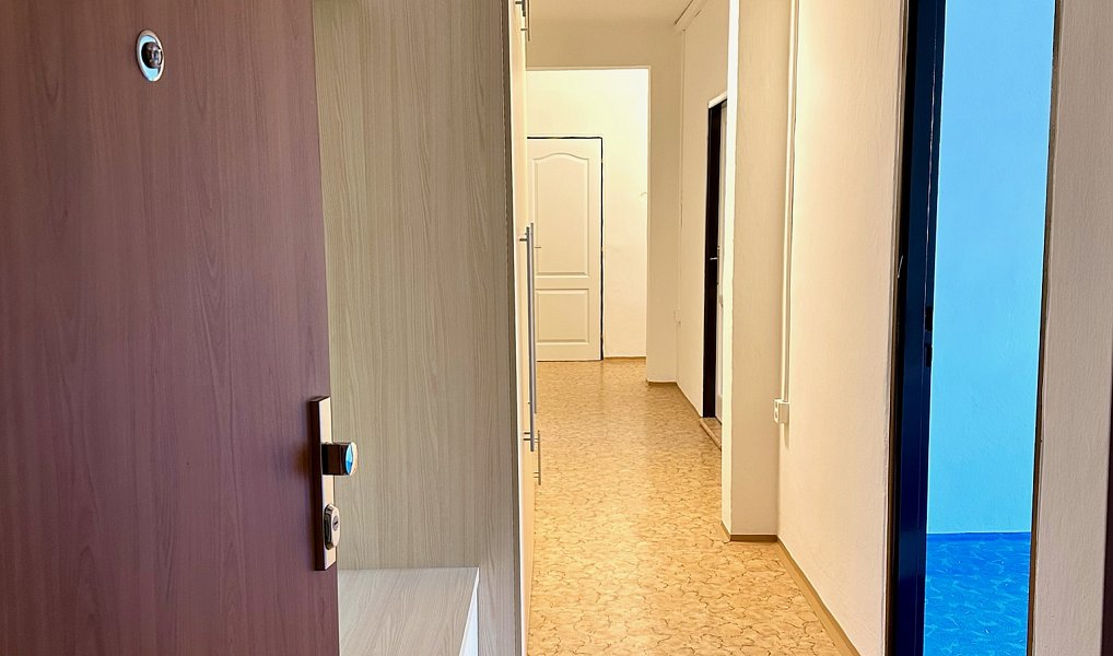 Prodej bytu 2+1 64 m², Praha – náhled fotky 2
