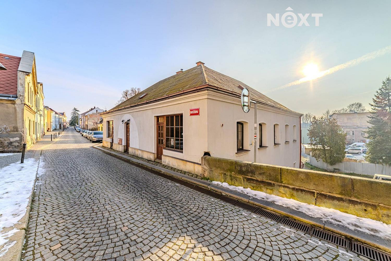 Prodej komerčního objektu (jiného typu) 325 m²