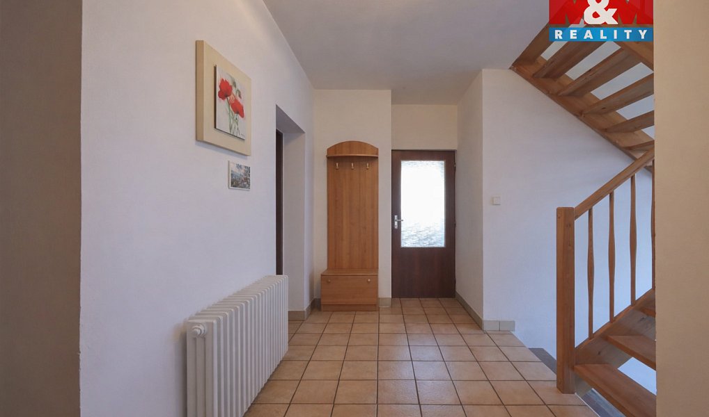 Prodej domu 250 m² s pozemkem 978 m², Stáj – náhled fotky 11
