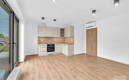 Pronájem bytu 2+kk 106 m², Pražská třída, Hradec Králové - Kukleny
