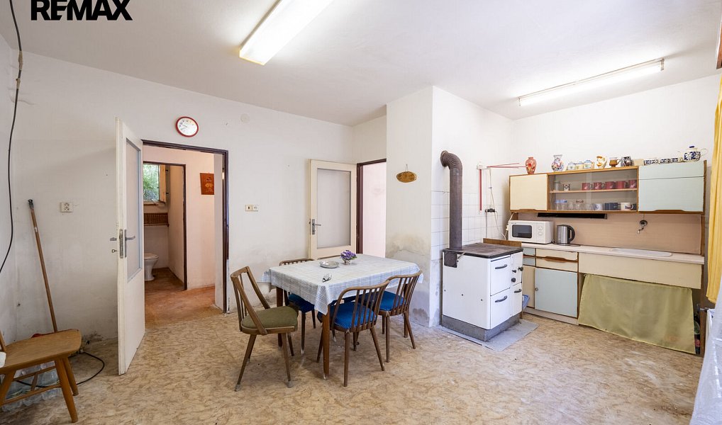 Prodej domu 80 m² s pozemkem 1 859 m², Zlín – náhled fotky 8