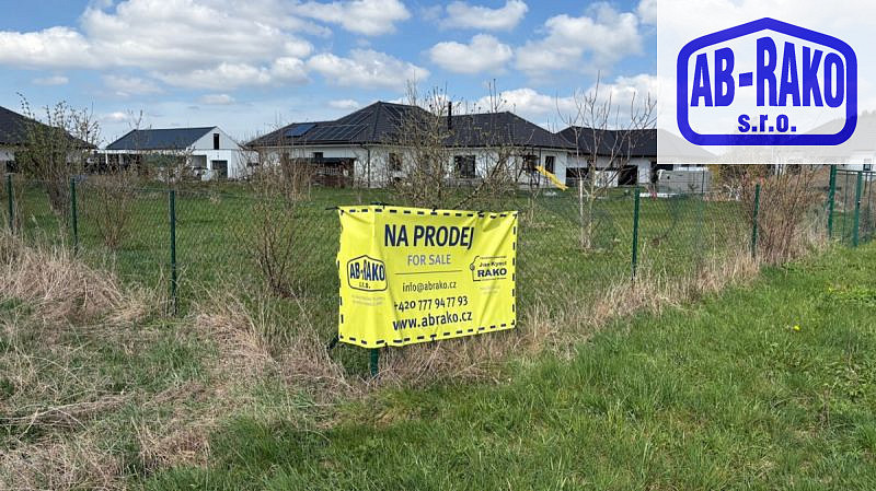 Prodej stavebního pozemku 1 380 m²