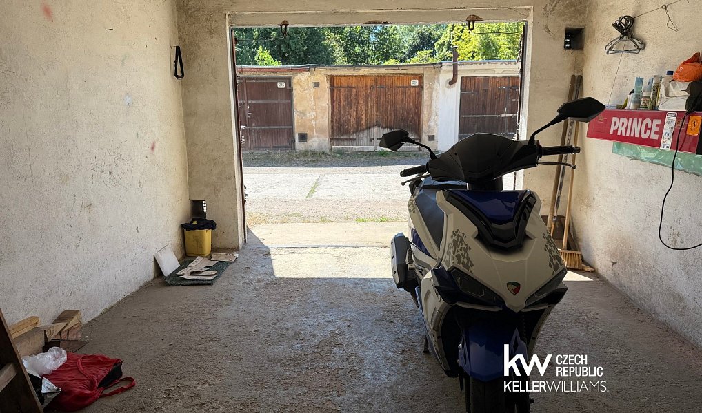 Prodej garáže 24 m2, Bílina – náhled fotky 8