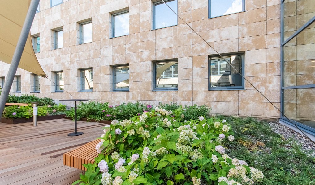 Pronájem kanceláře 160 m², Praha – náhled fotky 8