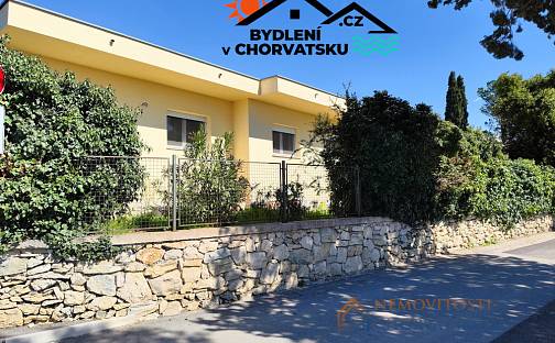 Prodej stavebního pozemku 260 m², Kaštel Lukšić, Chorvatsko