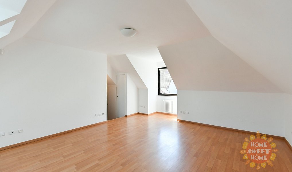 Pronájem domu 417 m² s pozemkem 1 208 m², Praha – náhled fotky 23