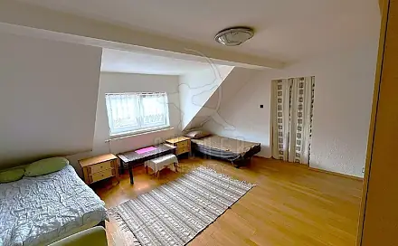 Prodej bytu 4+1 95 m², Pod Parkem, Dalovice, okres Karlovy Vary