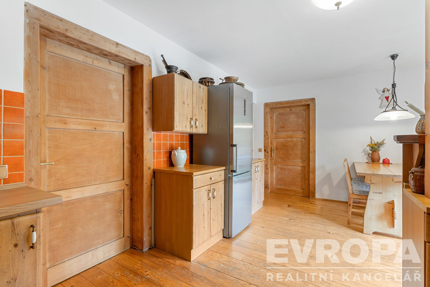 Prodej domu 228 m² s pozemkem 643 m² – fotografie 4