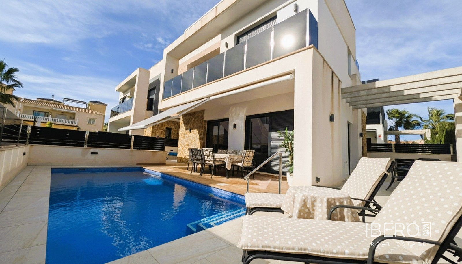 Prodej domu 150 m² s pozemkem 250 m²