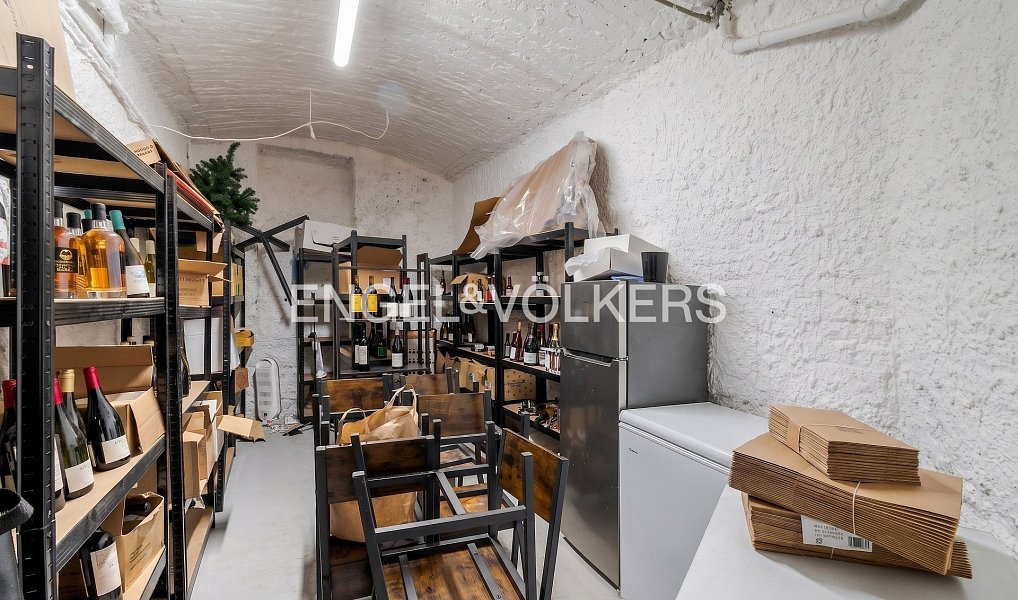 Pronájem obchodních prostor 151 m², Praha – náhled fotky 8