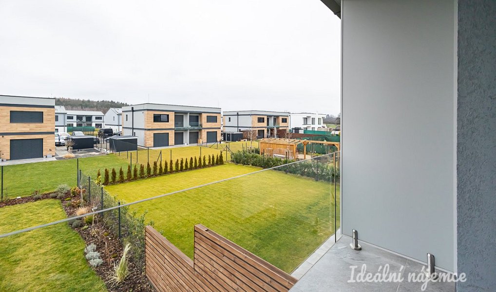 Pronájem domu 120 m² s pozemkem 640 m², Horoušany – náhled fotky 12