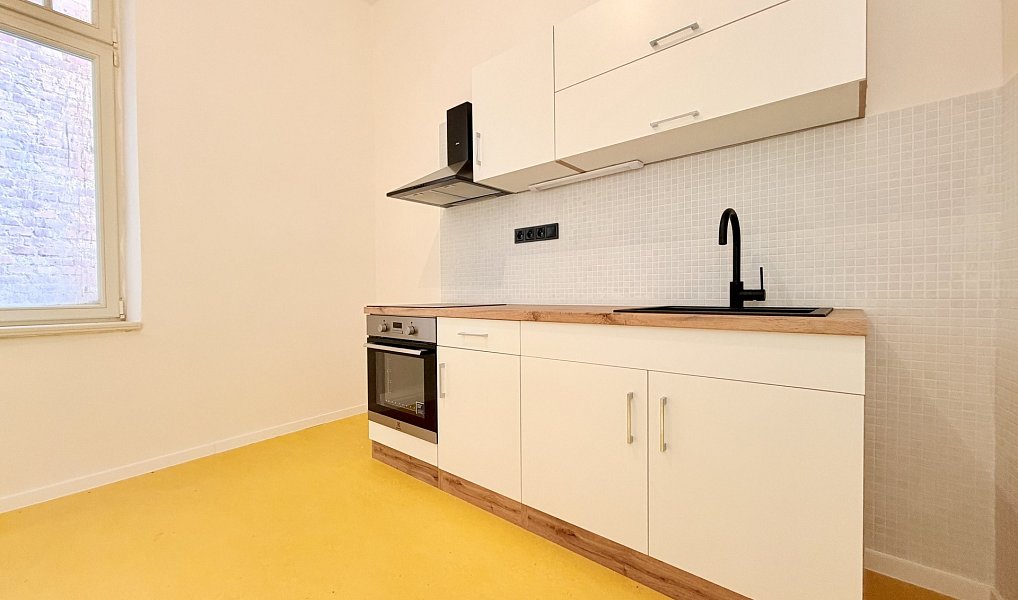 Pronájem bytu 3+1 74 m², Plzeň – náhled fotky 3