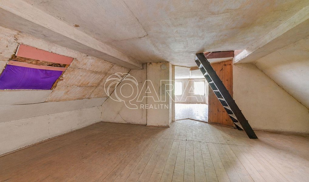 Prodej domu 306 m² s pozemkem 954 m², Podhradí – náhled fotky 16