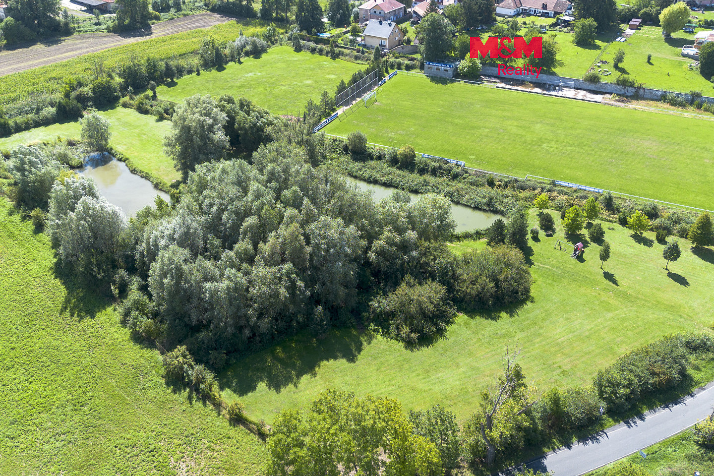 Prodej komerčního pozemku 27 295 m²