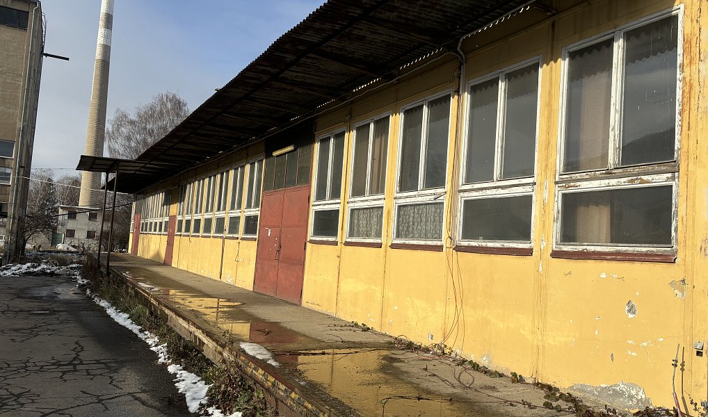 Pronájem skladovacích prostor 1 000 m², Hrádek nad Nisou – náhled fotky 2