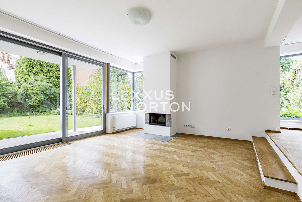 Pronájem domu 230 m² s pozemkem 485 m²