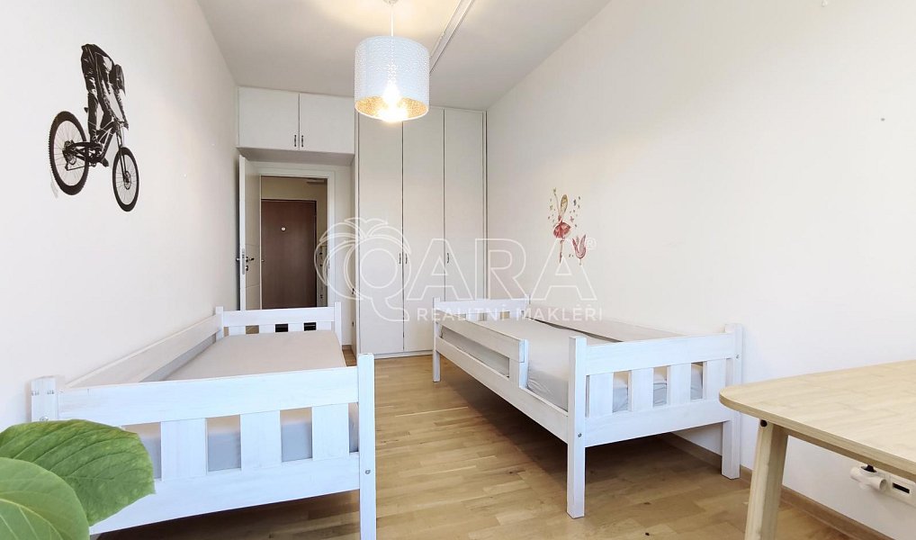 Pronájem bytu 3+kk 81 m², Praha – náhled fotky 30