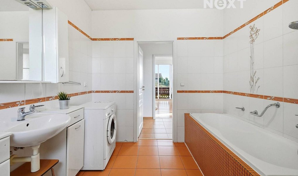 Prodej domu 145 m² s pozemkem 1 215 m², Narysov – náhled fotky 7