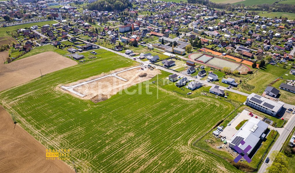Prodej stavebního pozemku 2 505 m², Zubří – náhled fotky 3