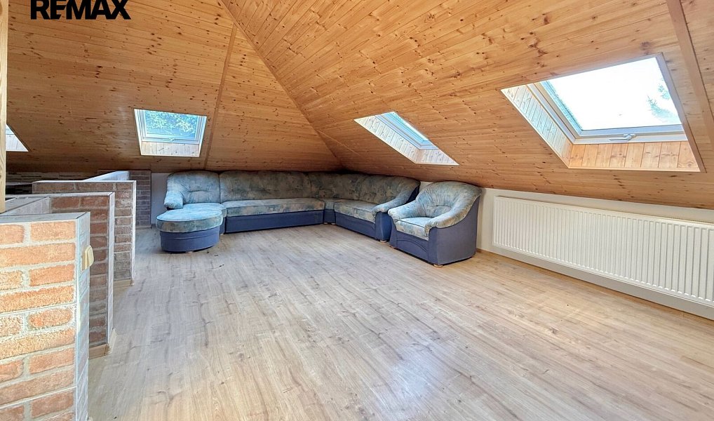 Prodej domu 300 m² s pozemkem 761 m², Chlístov – náhled fotky 16