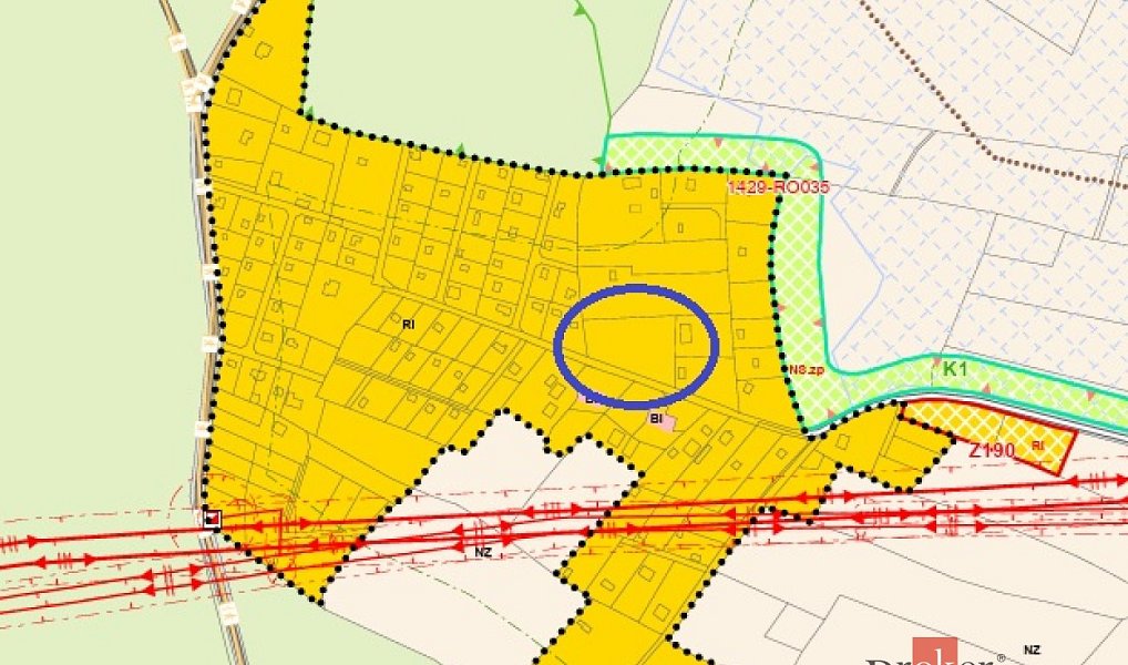 Prodej stavebního pozemku 677 m², Rokycany – náhled fotky 12