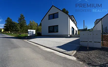Prodej domu 102 m² s pozemkem 92 m², Pecínovská, Nové Strašecí, okres Rakovník