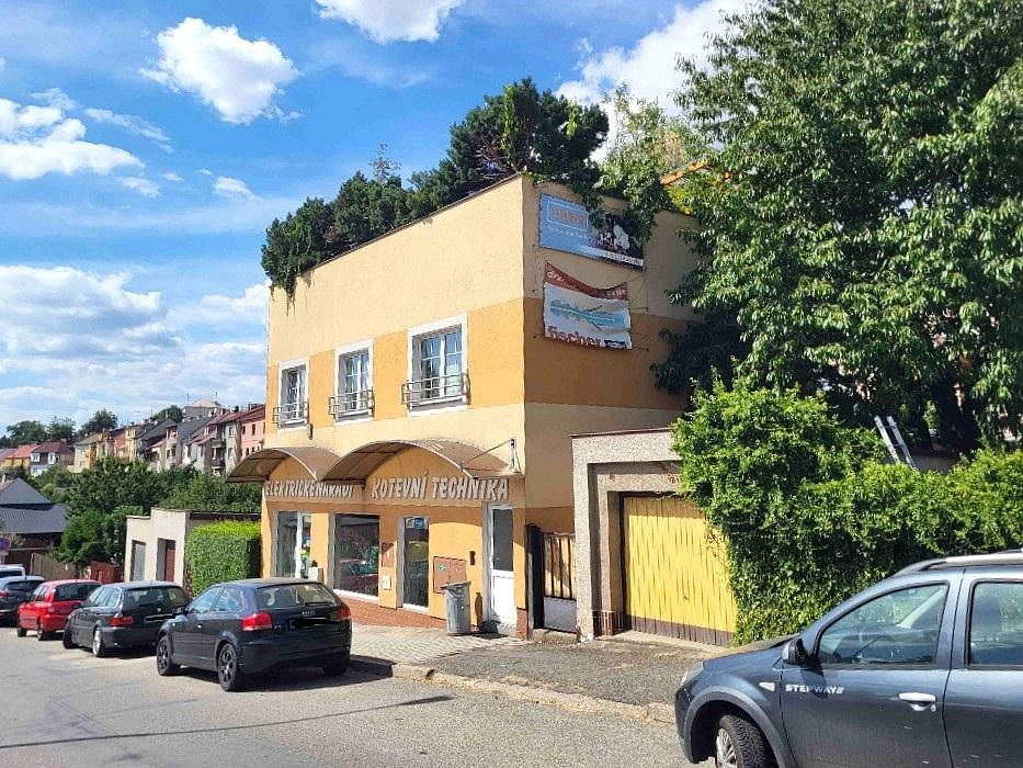 Pronájem komerčního objektu (jiného typu) 160 m² – fotografie 2