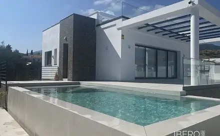 Prodej domu 217 m² s pozemkem 417 m²