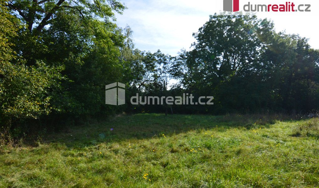 Prodej zahrady 2 444 m², Malé Žernoseky – náhled fotky 2