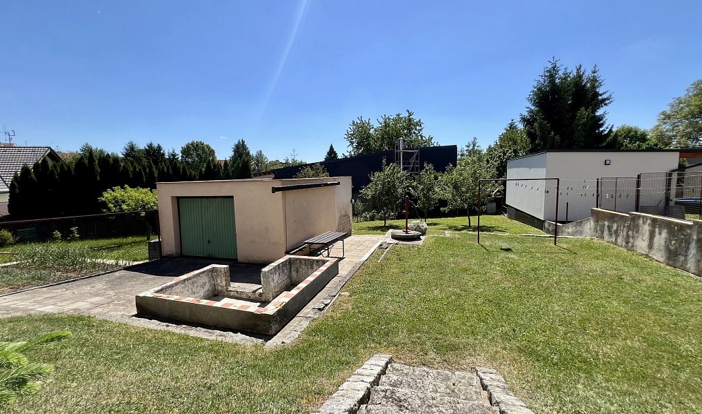 Prodej domu 160 m² s pozemkem 627 m², Rousínov – náhled fotky 6