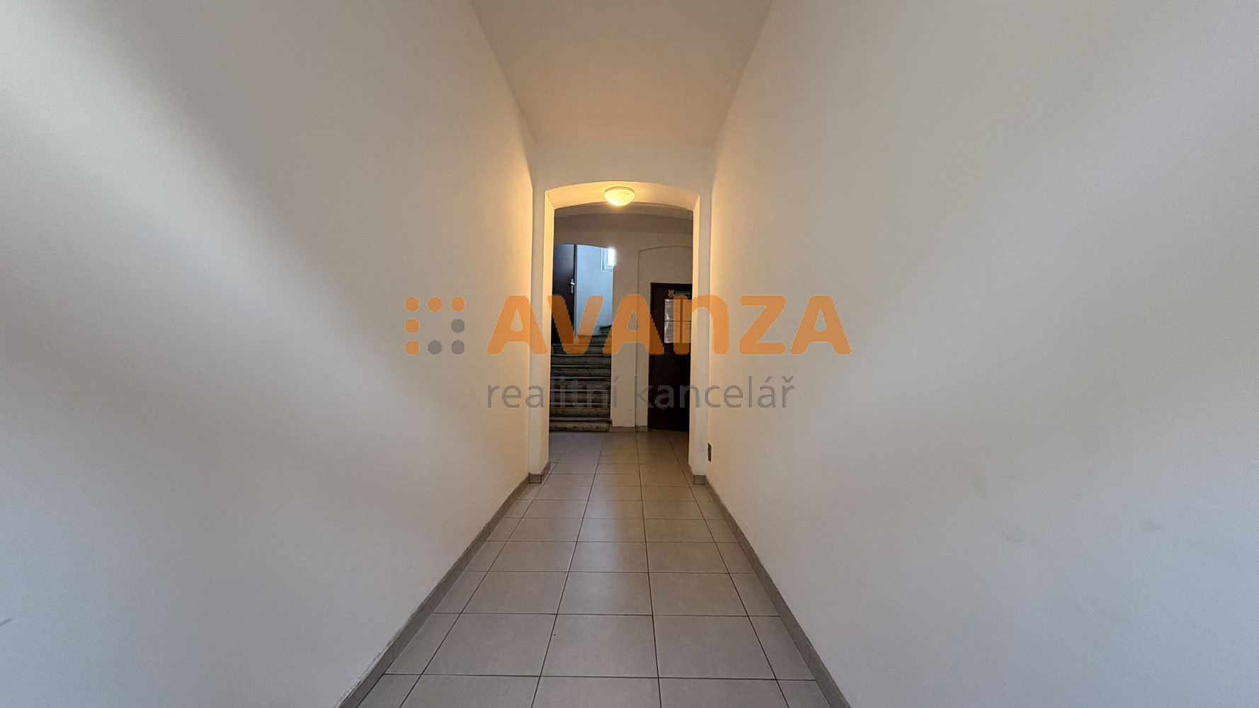 Prodej nájemního domu, činžáku 261 m² – fotografie 3