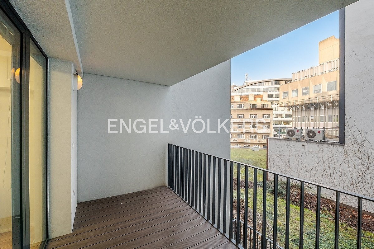 Prodej bytu 3+kk 79 m² — photo 2