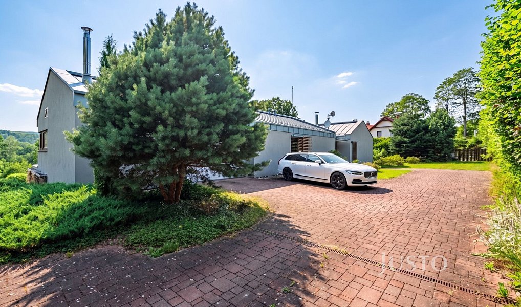 Prodej domu 456 m² s pozemkem 1 300 m², Jablonec nad Nisou – náhled fotky 24