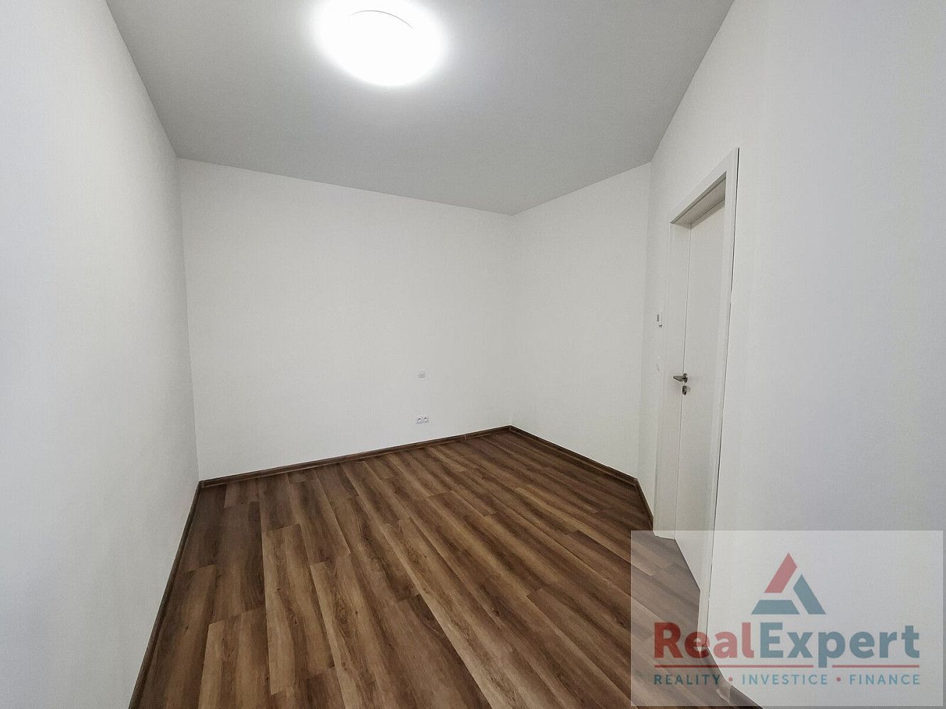 Pronájem bytu 2+kk 42 m² – další