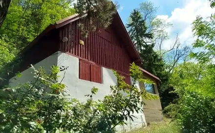 Prodej chaty/chalupy 31 m², Nad řekou, Petrov - Chlomek, okres Praha-západ