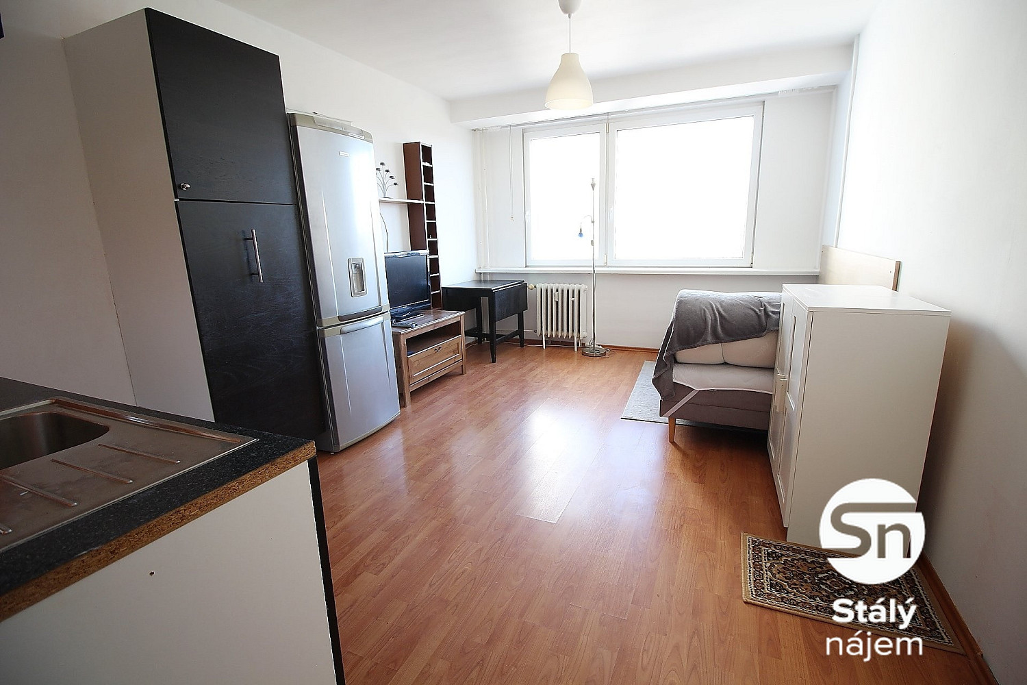 Pronájem bytu 1+kk 21 m² – fotografie 3