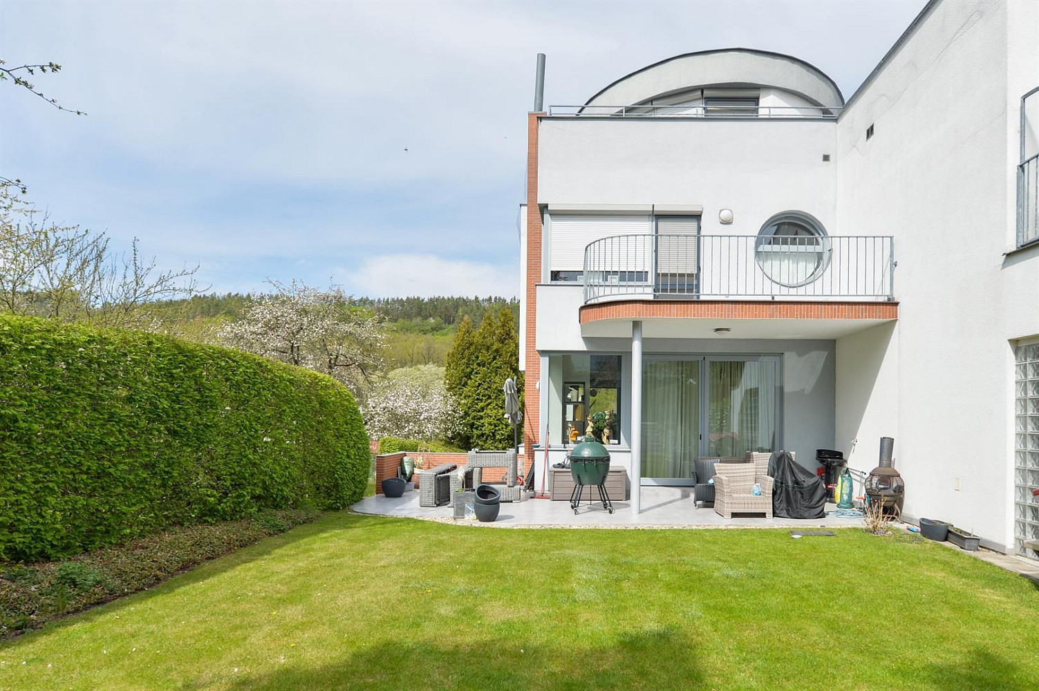 Pronájem domu 507 m² s pozemkem 515 m²