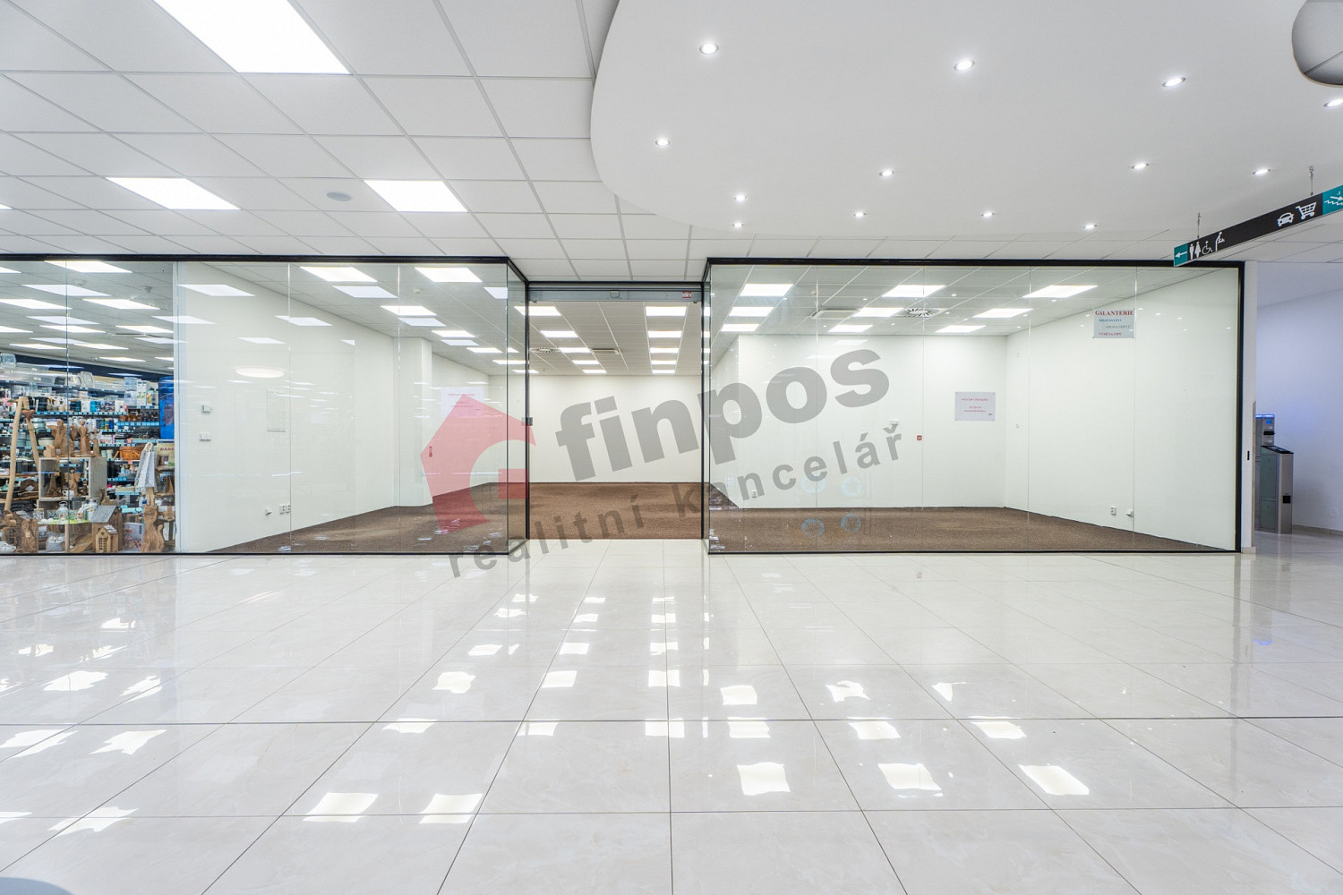 Pronájem obchodních prostor 81 m² – fotografie 2