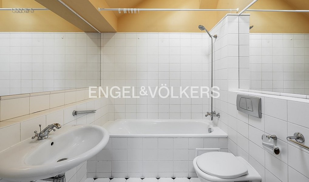 Pronájem bytu 2+1 98 m², Praha – náhled fotky 8