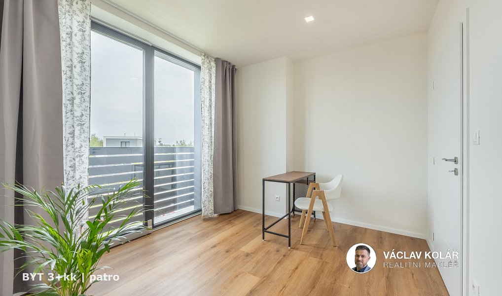 Prodej domu 338 m² s pozemkem 816 m², Horoušany – náhled fotky 33