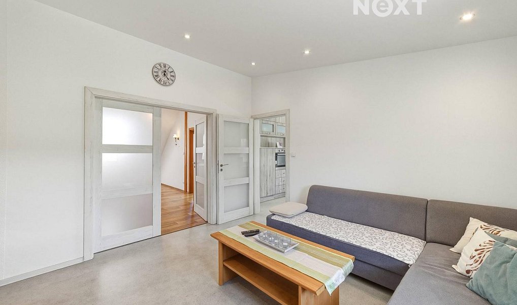 Prodej domu 227 m² s pozemkem 805 m², Dolní Branná – náhled fotky 13