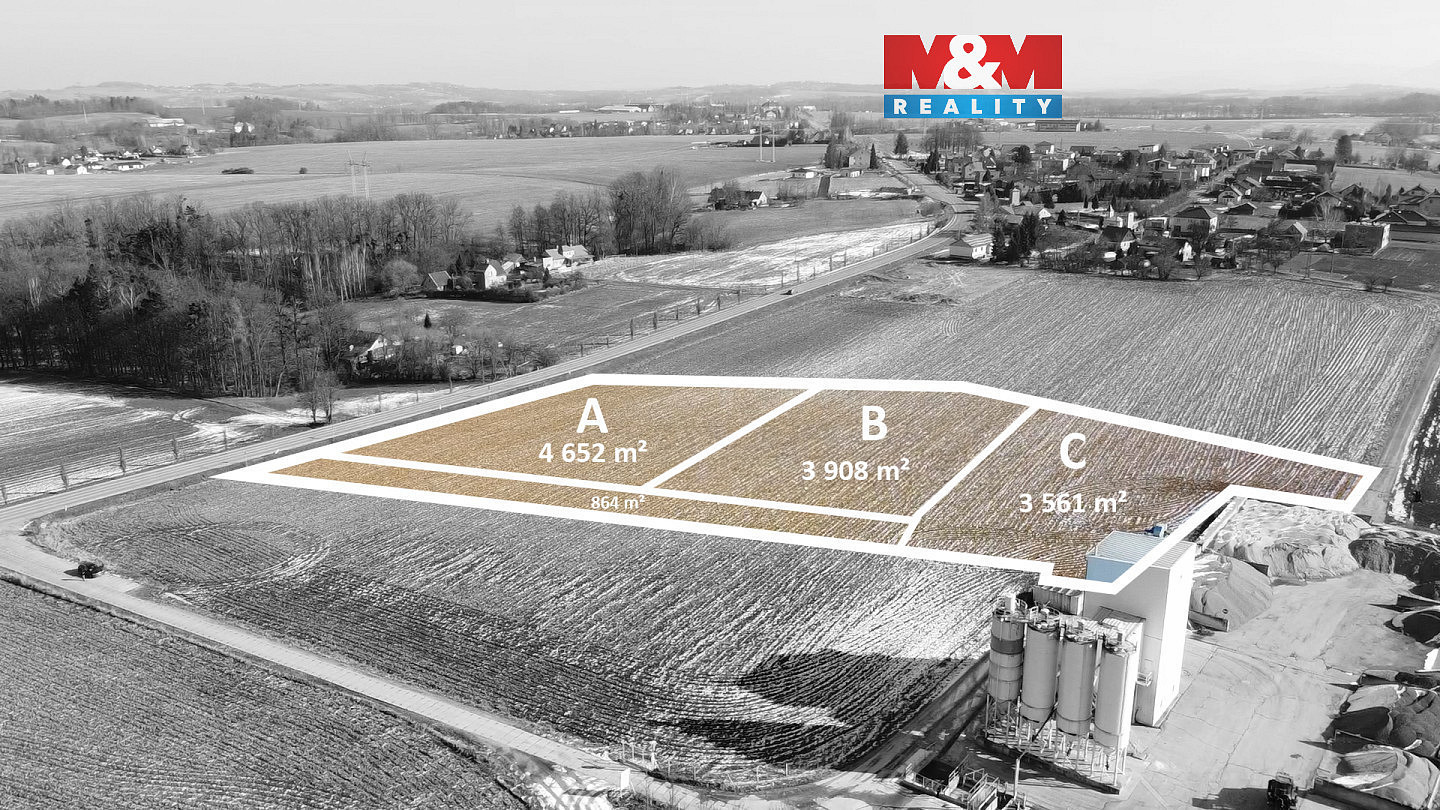 Prodej komerčního pozemku 3 908 m²