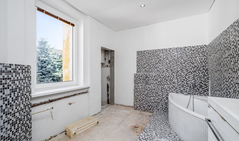 Prodej domu 150 m² s pozemkem 100 m², Trmice – náhled fotky 12